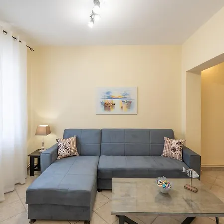 Argostoli Central Apartment アパート